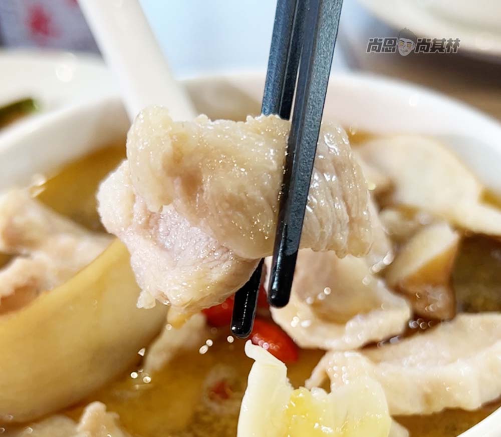 【台中美食】曾响號｜來審計新村喝雞湯？整碗都是精華的傳統好味！