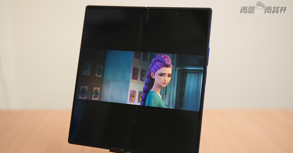 不只是手機!是創業者一鍵開掛的 AI 神隊友|萬萬兩 Galaxy Z Fold7 行動總部 不只是手機!是創業者一鍵開掛的 AI 神隊友|萬萬兩 Galaxy Z Fold7 行動總部